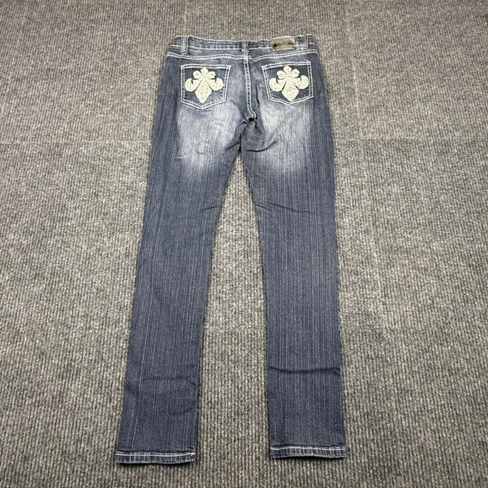 Red Rivet Womens Skinny Jeans Dark Wash Rhinestone Fleur De Lis Size 9 - Picture 2 of 13